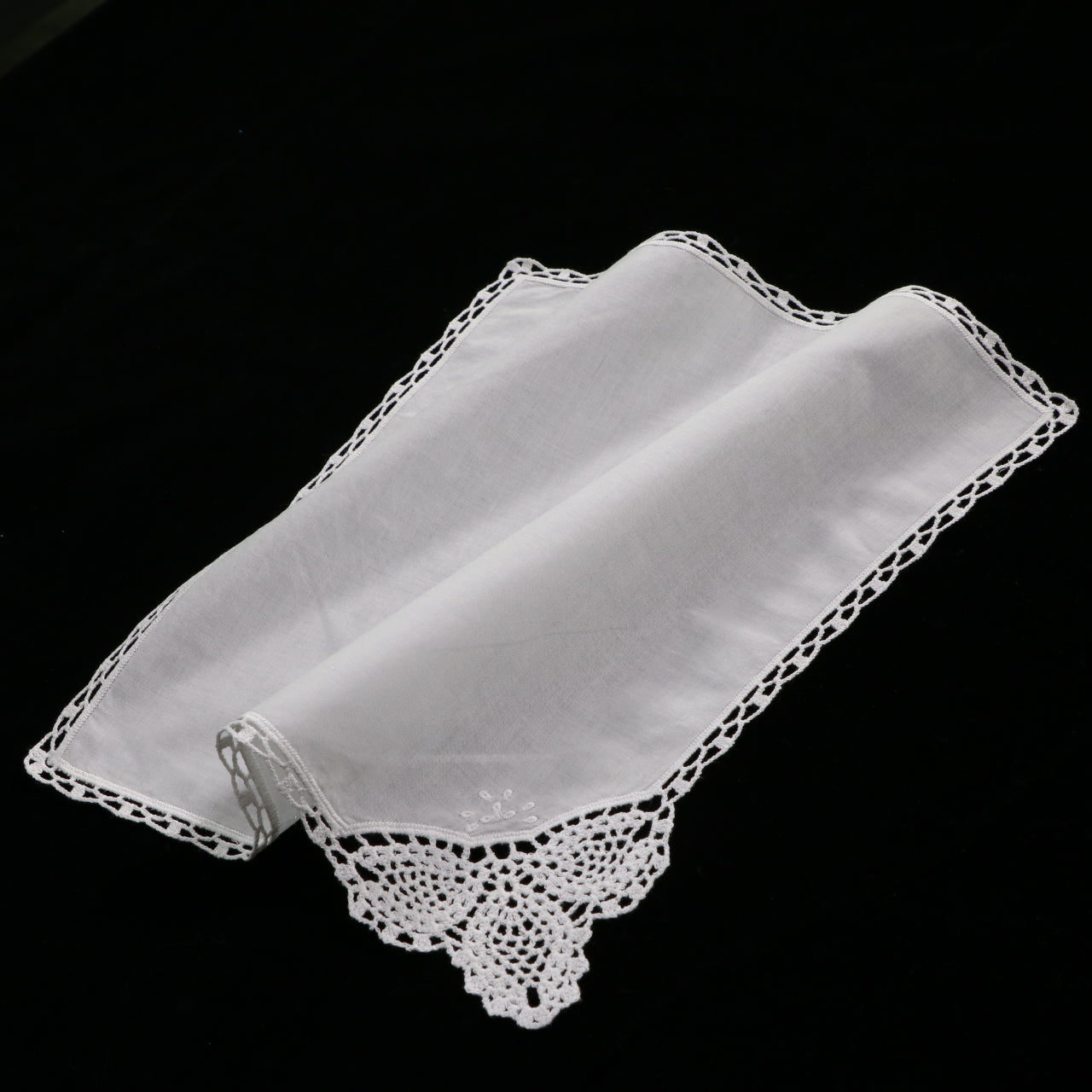 D002: White Wedding Handkerchief Pure Cotton, Soft Ladies Hanky with Crochet Lace, 10 pieces