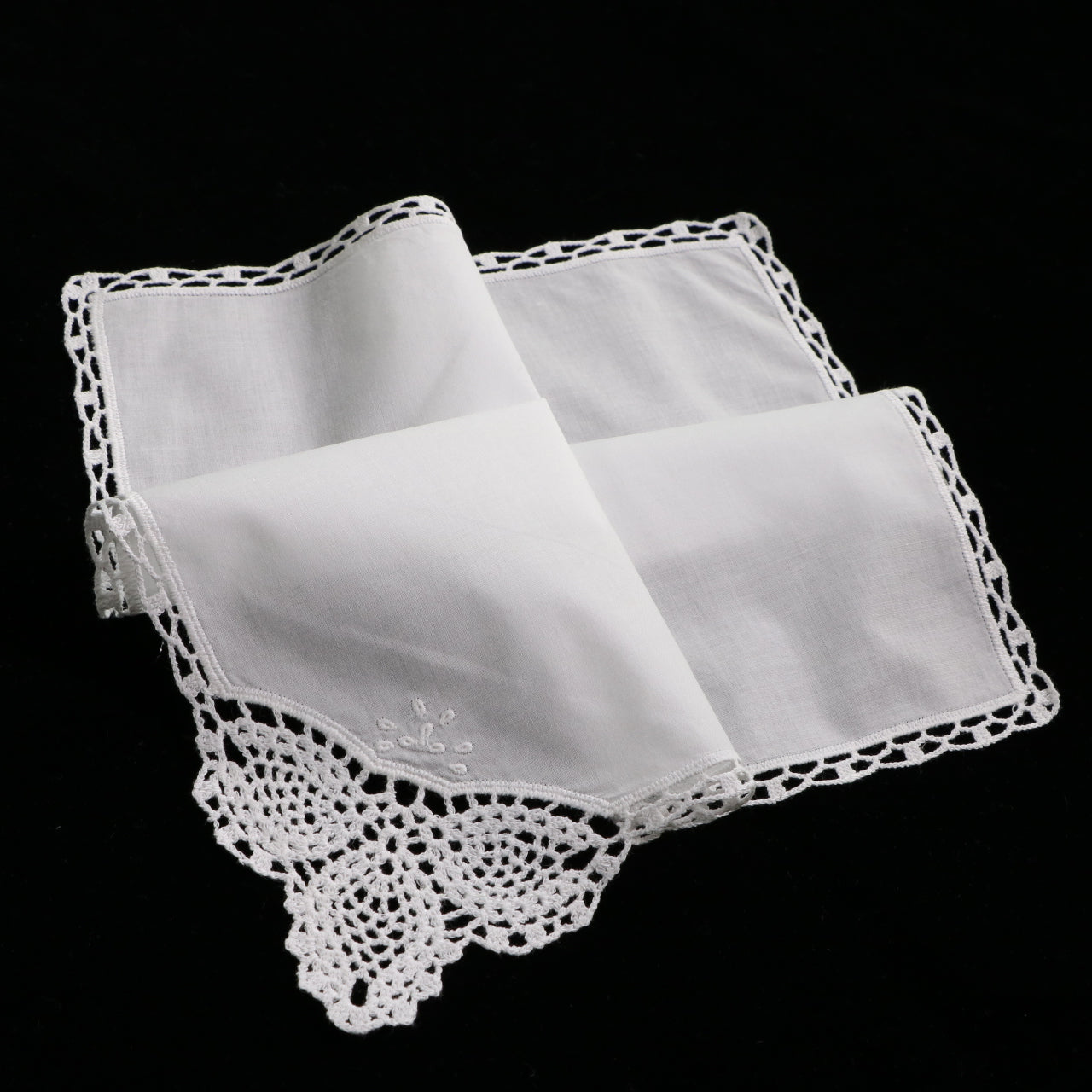 D002: White Wedding Handkerchief Pure Cotton, Soft Ladies Hanky with Crochet Lace, 10 pieces