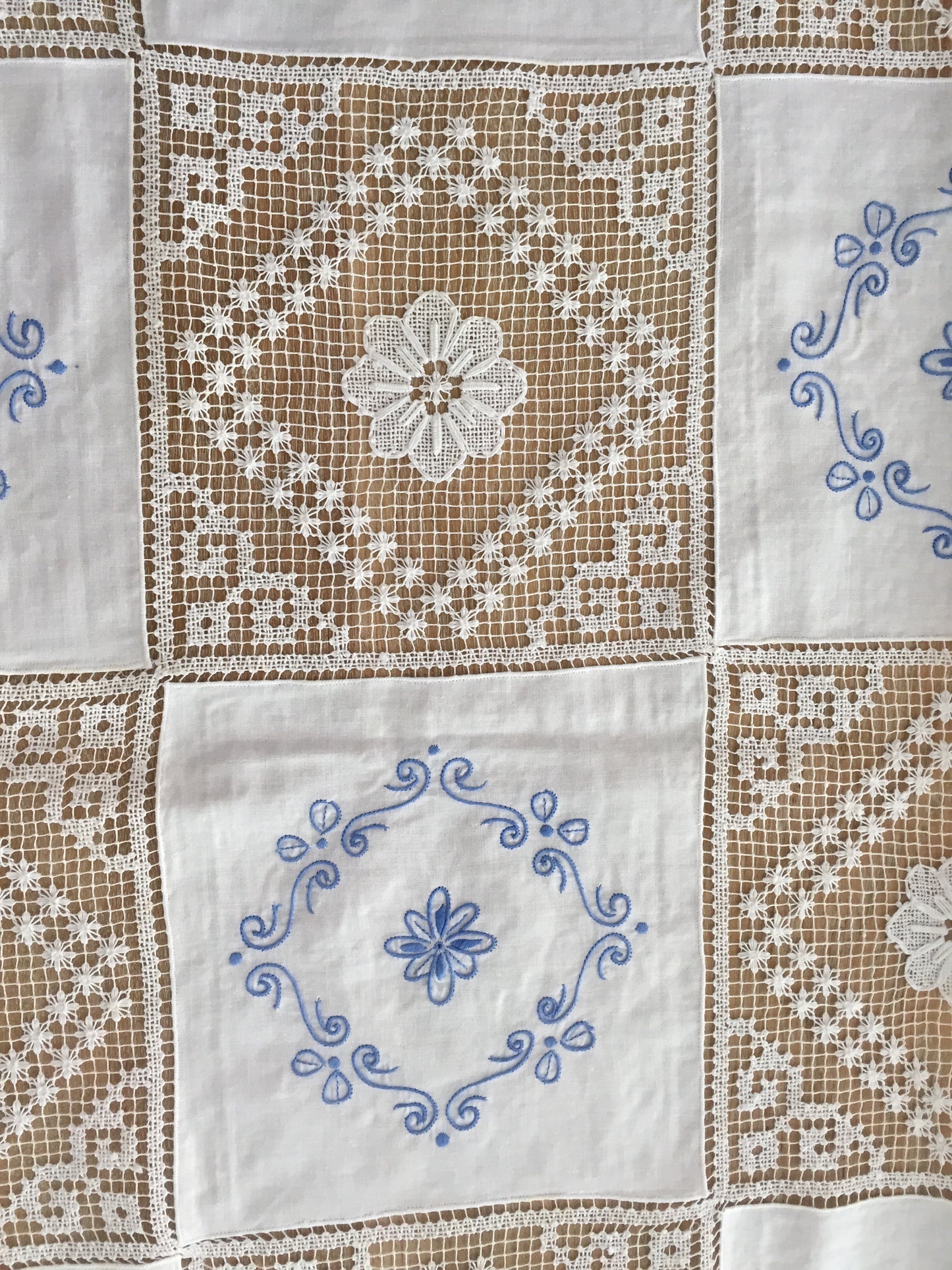 "Army and Navy" British design vintage table cloth (blue in white)